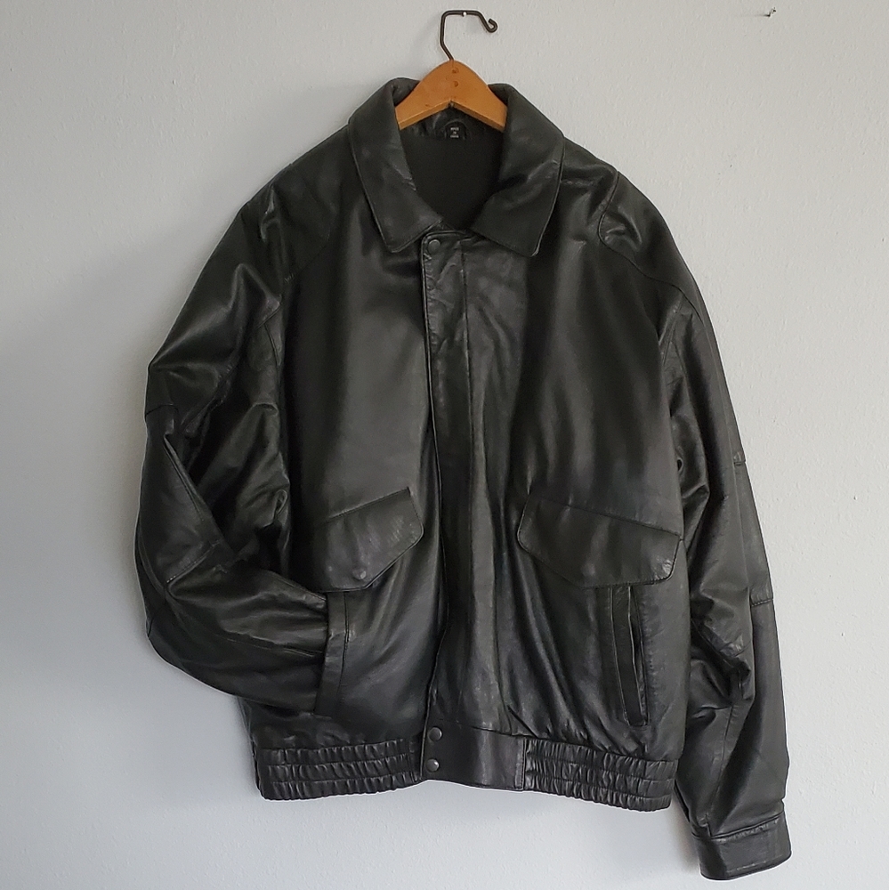 VTG Men's Black Leather Bomber Jacket - US XL